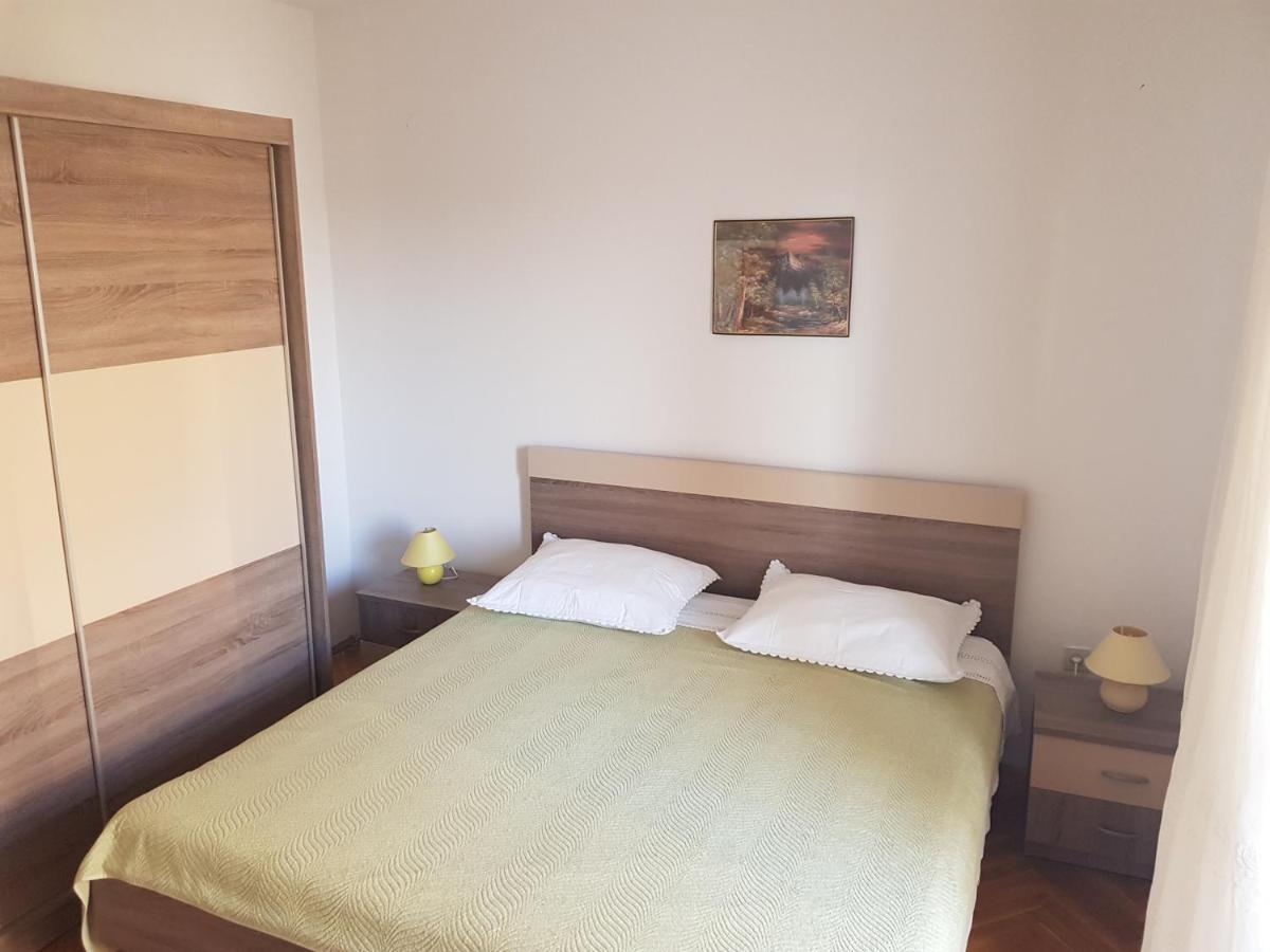 Apartmani Katica Новалья Экстерьер фото