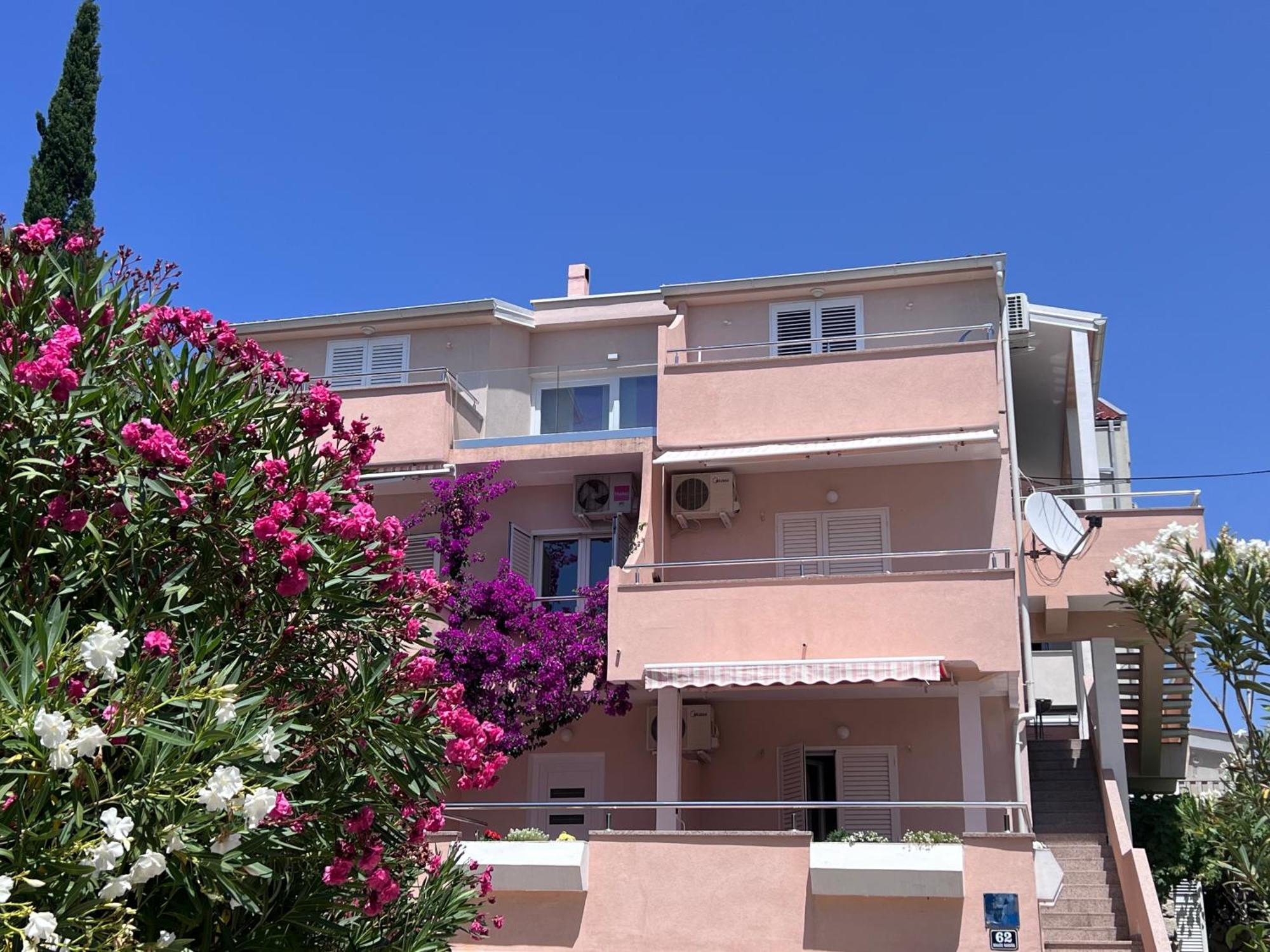 Apartmani Katica Новалья Экстерьер фото